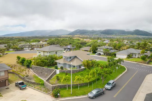 Kahului, HI 96732-3151,225 Puumakani St