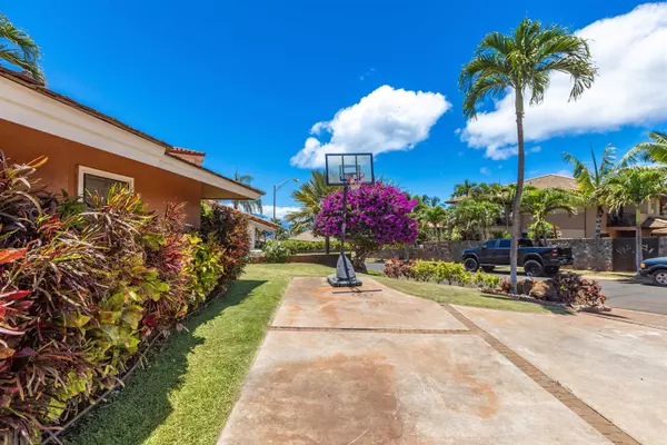 Lahaina, HI 96761,350 Kainoe St