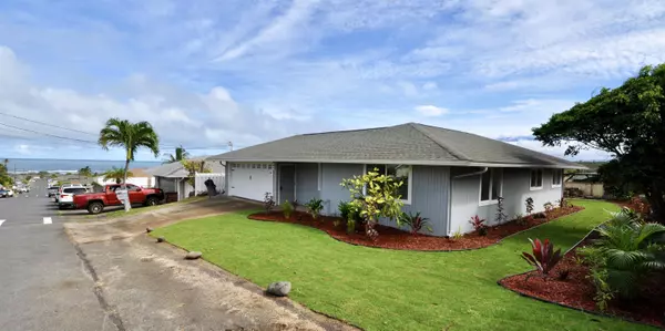 849 Hoomau St, Wailuku, HI 96793