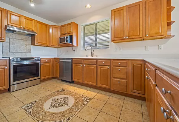 Lahaina, HI 96761,1300 Limahana Cir #C401