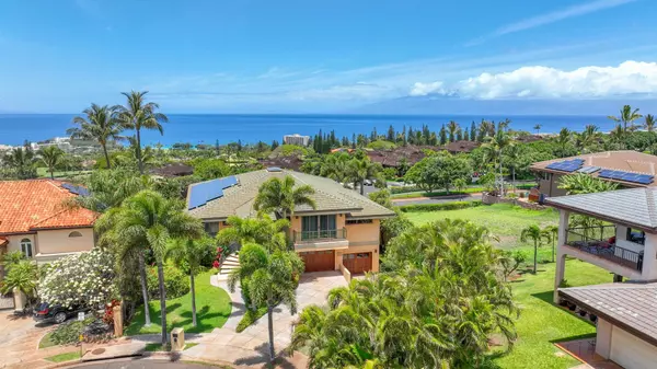 212 Hakui Pl, Lahaina, HI 96761-2210