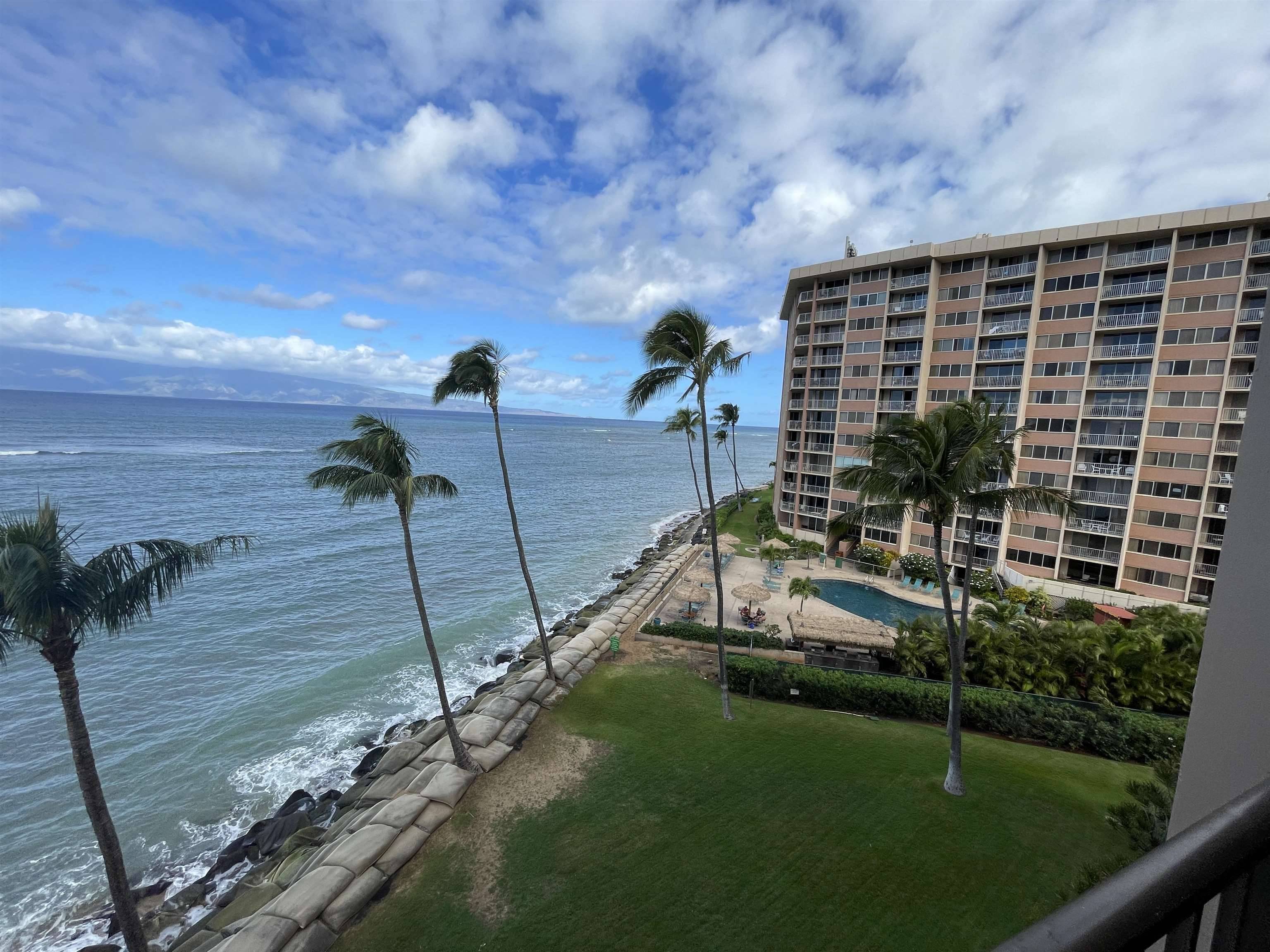 Lahaina, HI 96761,4327 Lower Honoapiilani Rd #608