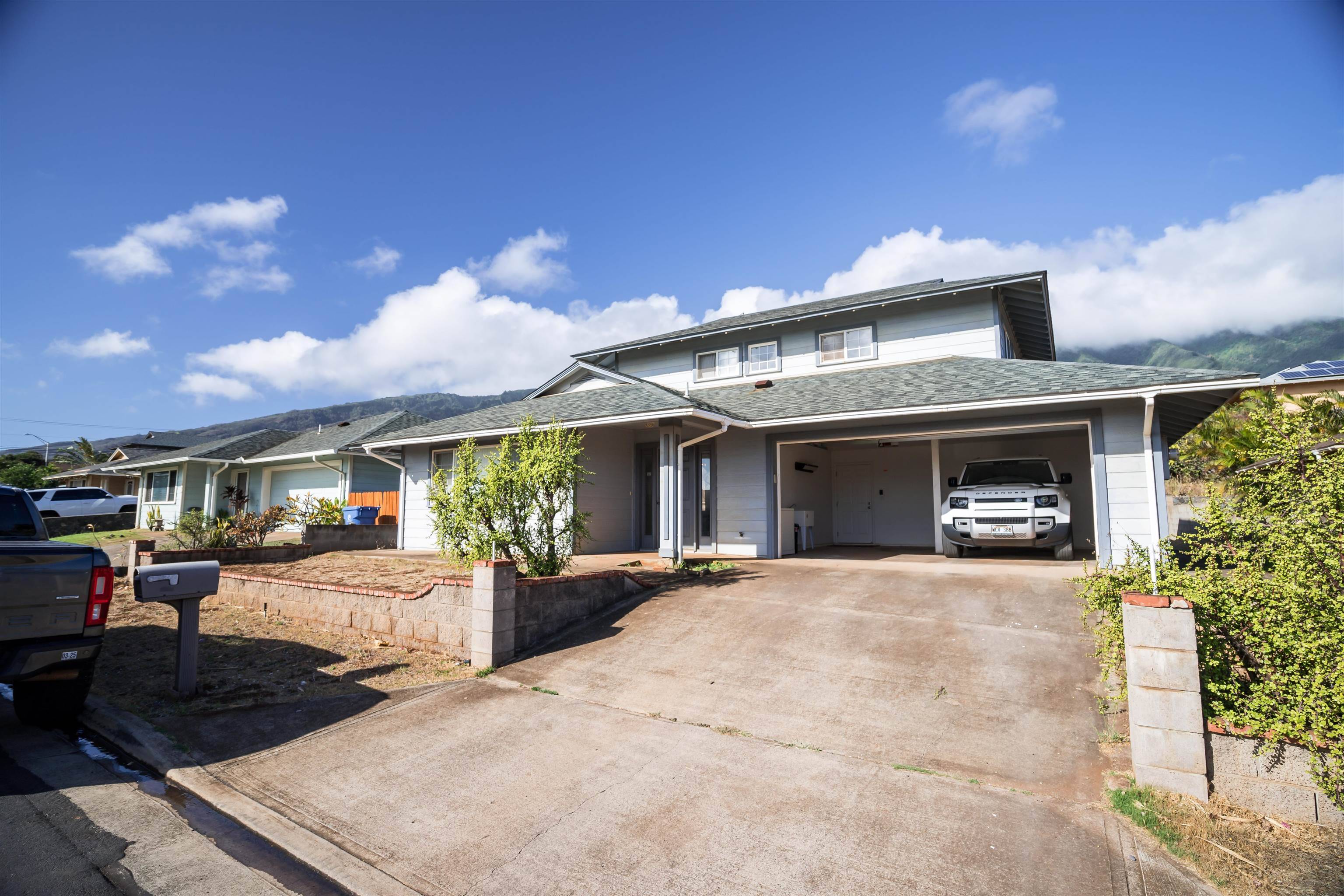 Wailuku, HI 96793,1388 Kawika St