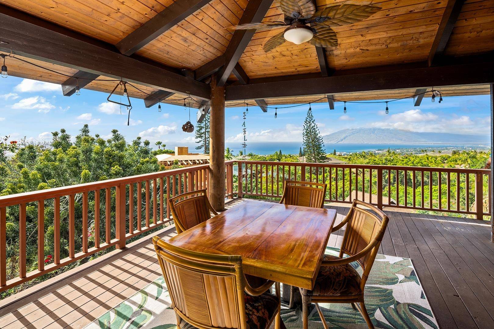 758 Lanina Pl, Kihei, HI 96753