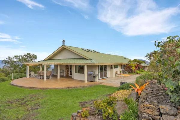 1461 Naalae Rd, Kula, HI 96790