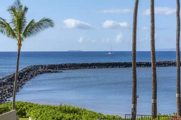 30 Hauoli St #202, Wailuku, HI 96793