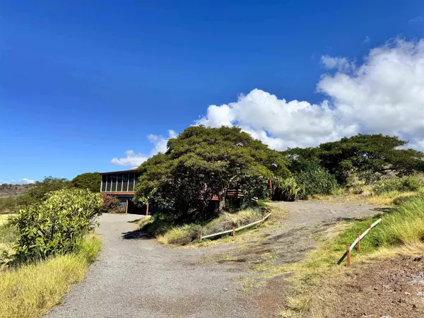 Kaunakakai, HI 96748,131 Kupaia Pl