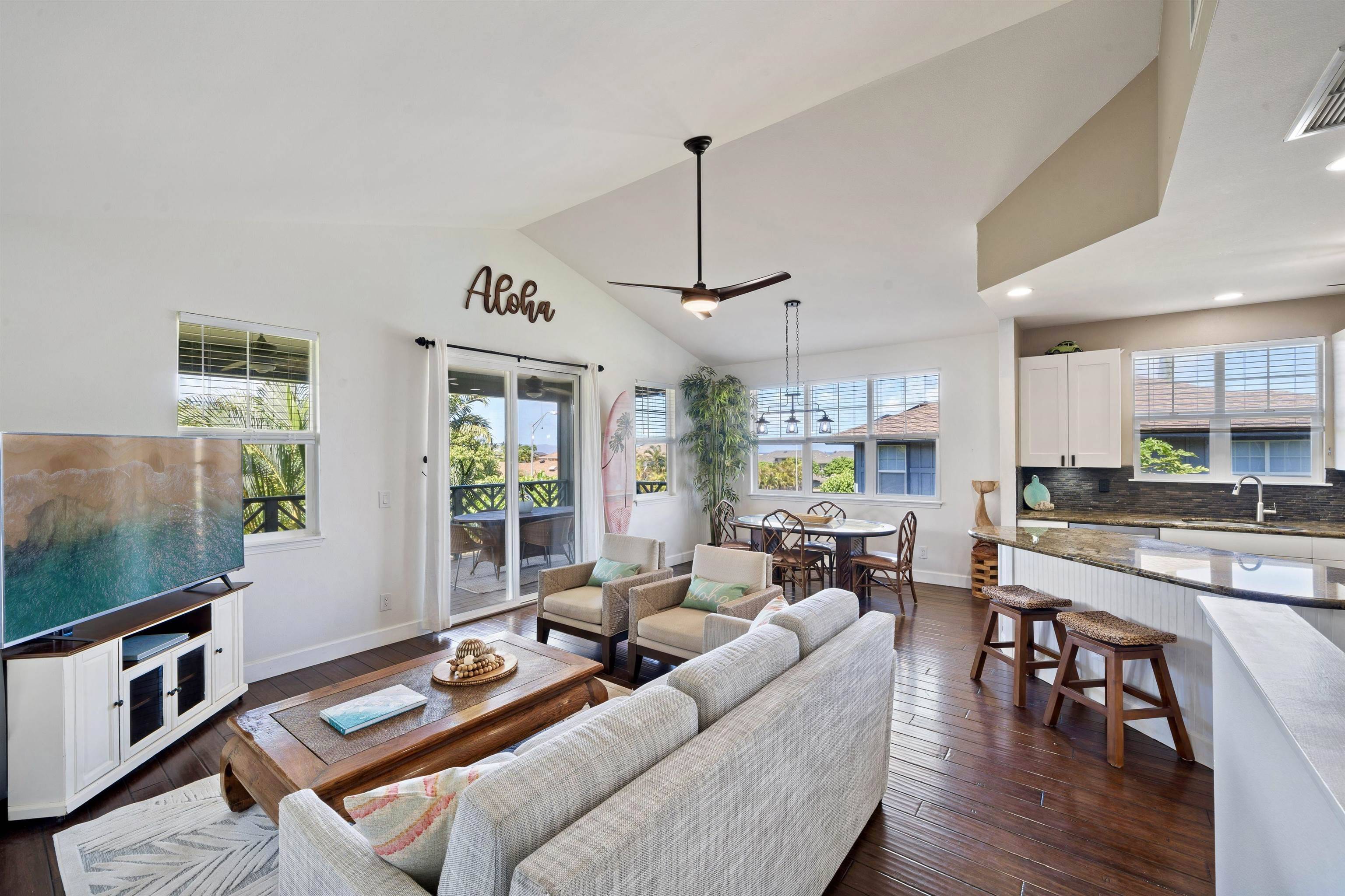 206 Kuli Puu St, Kihei, HI 96753