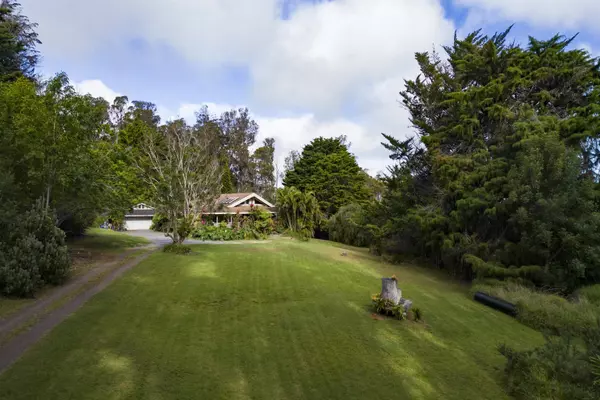1160 Ehu Rd, Makawao, HI 96768