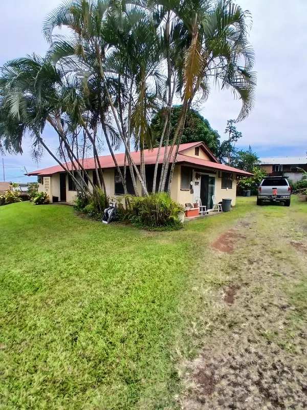 18 Kauiki St, Hana, HI 96713