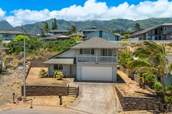 1353 Kakae Pl, Wailuku, HI 96793