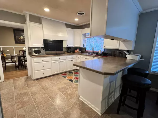 Columbus, MS 39705,469 Dogwood BLVD