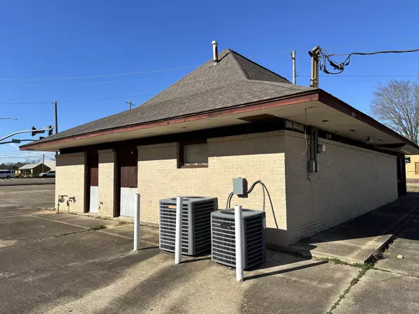 Columbus, MS 39701,1900 Main St