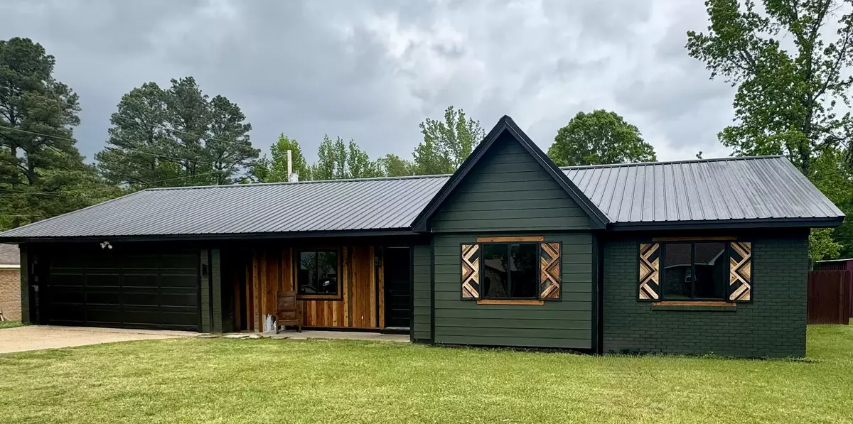 Caledonia, MS 39740,121 Main St