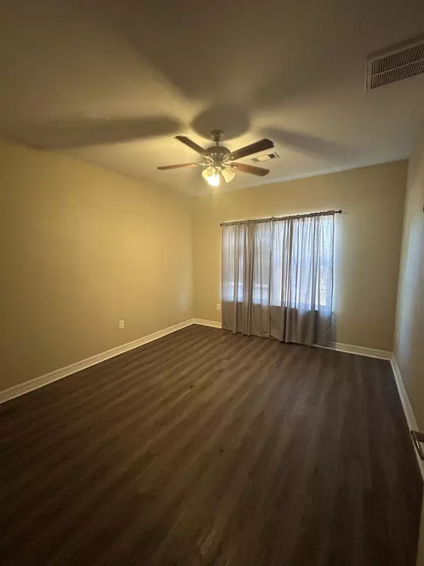 Jasper, TX 75951,4714 US Hwy 96 S