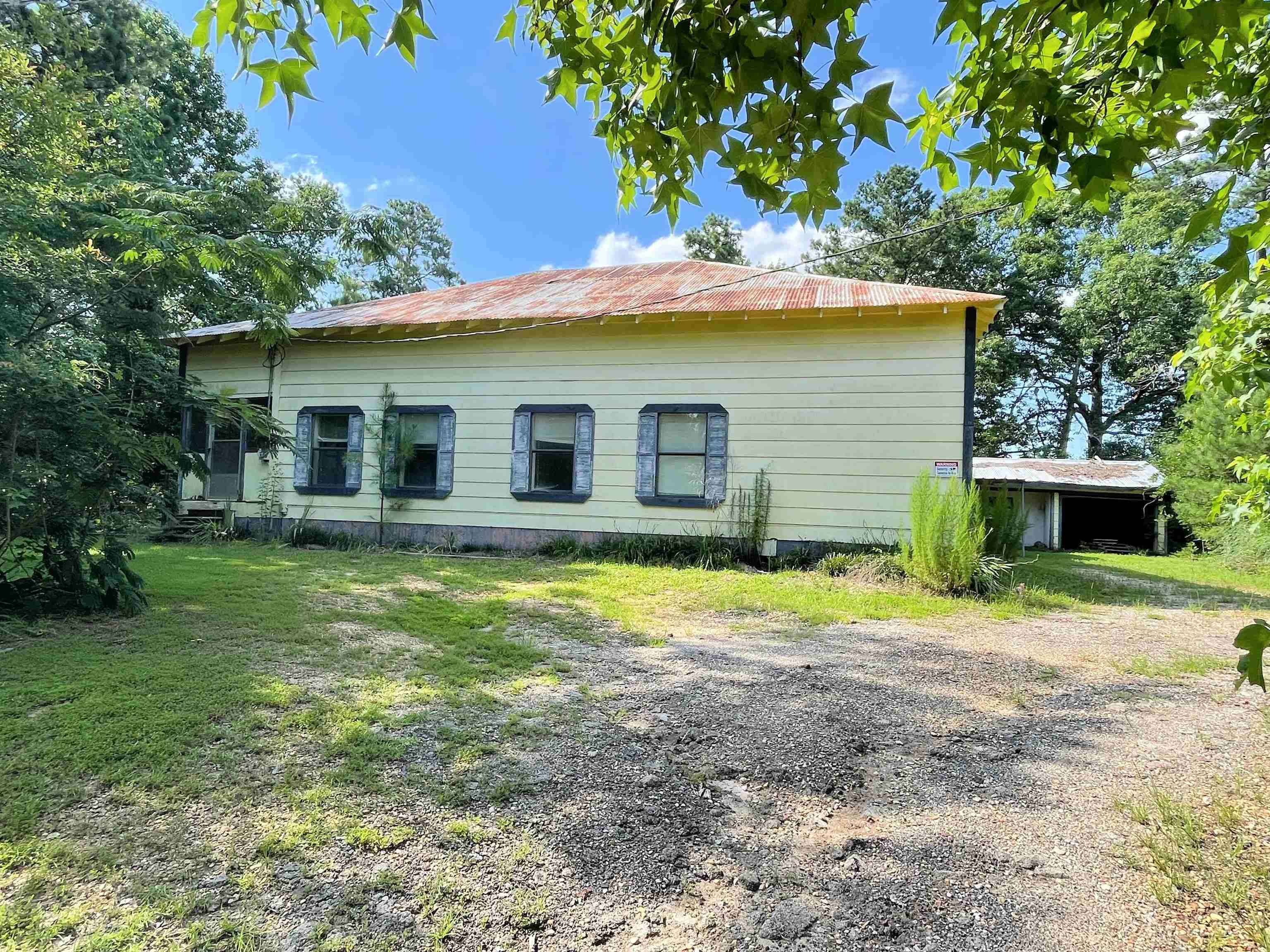 325 County Road 230, Brookeland, TX 75931