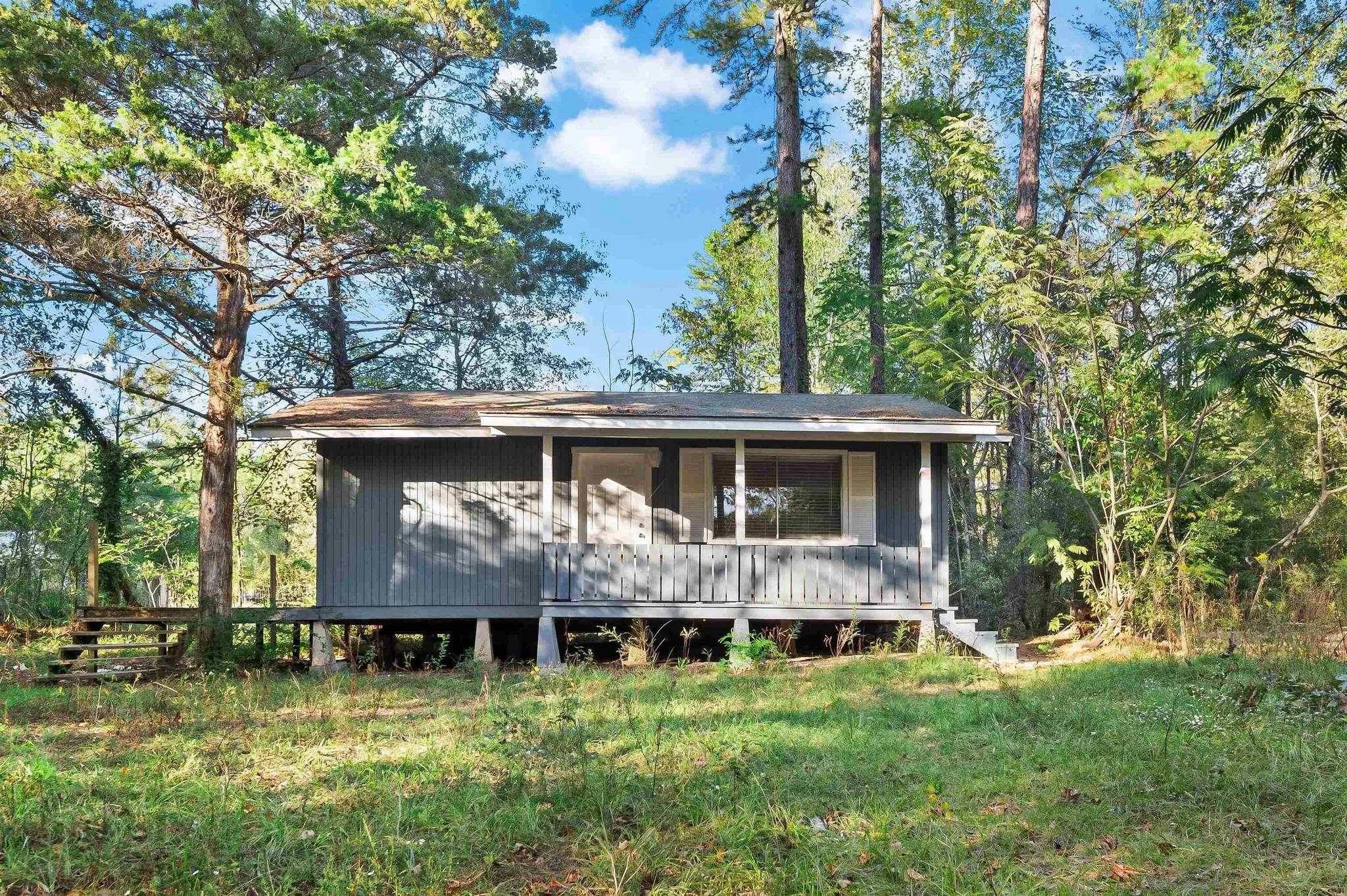 Bronson, TX 75930,169 County Road 424