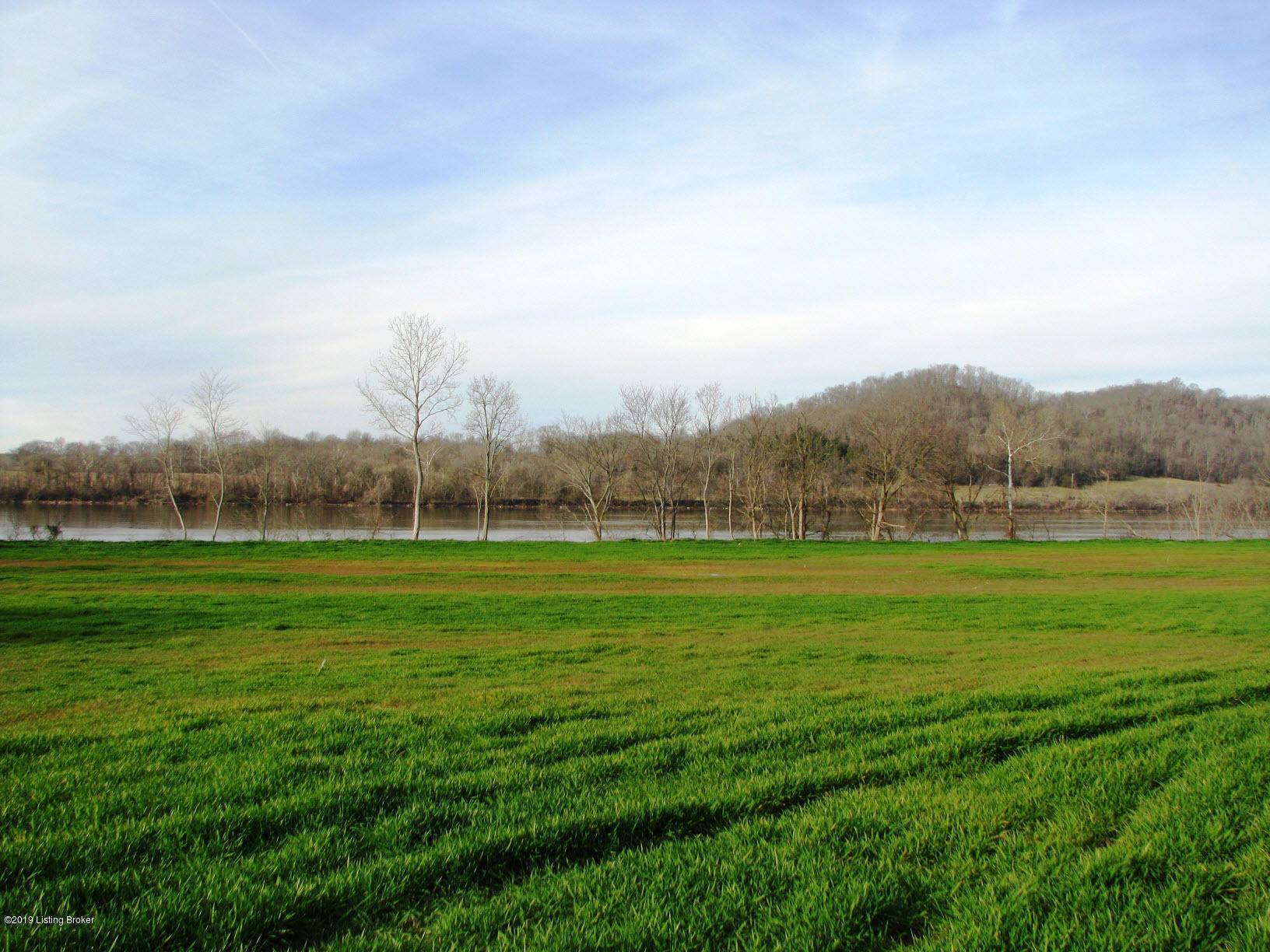 999 Jackson Ln, Warsaw, KY 41095