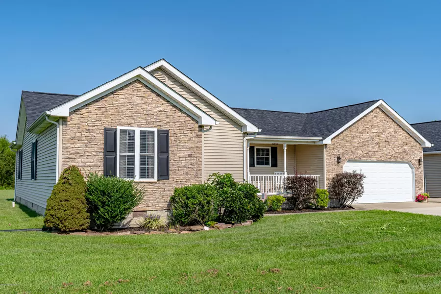 961 Patriots Landing Ln, Falls Of Rough, KY 40119