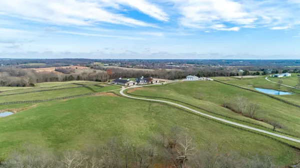La Grange, KY 40031,2039 Forest View Ln