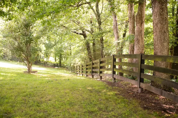 Leitchfield, KY 42754,5224 Beaver Dam Rd