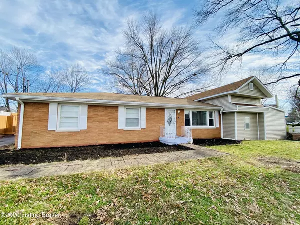 8509 Smyrna Pkwy, Louisville, KY 40228