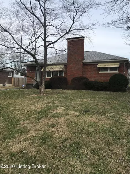 8605 Peggy Dr, Louisville, KY 40219