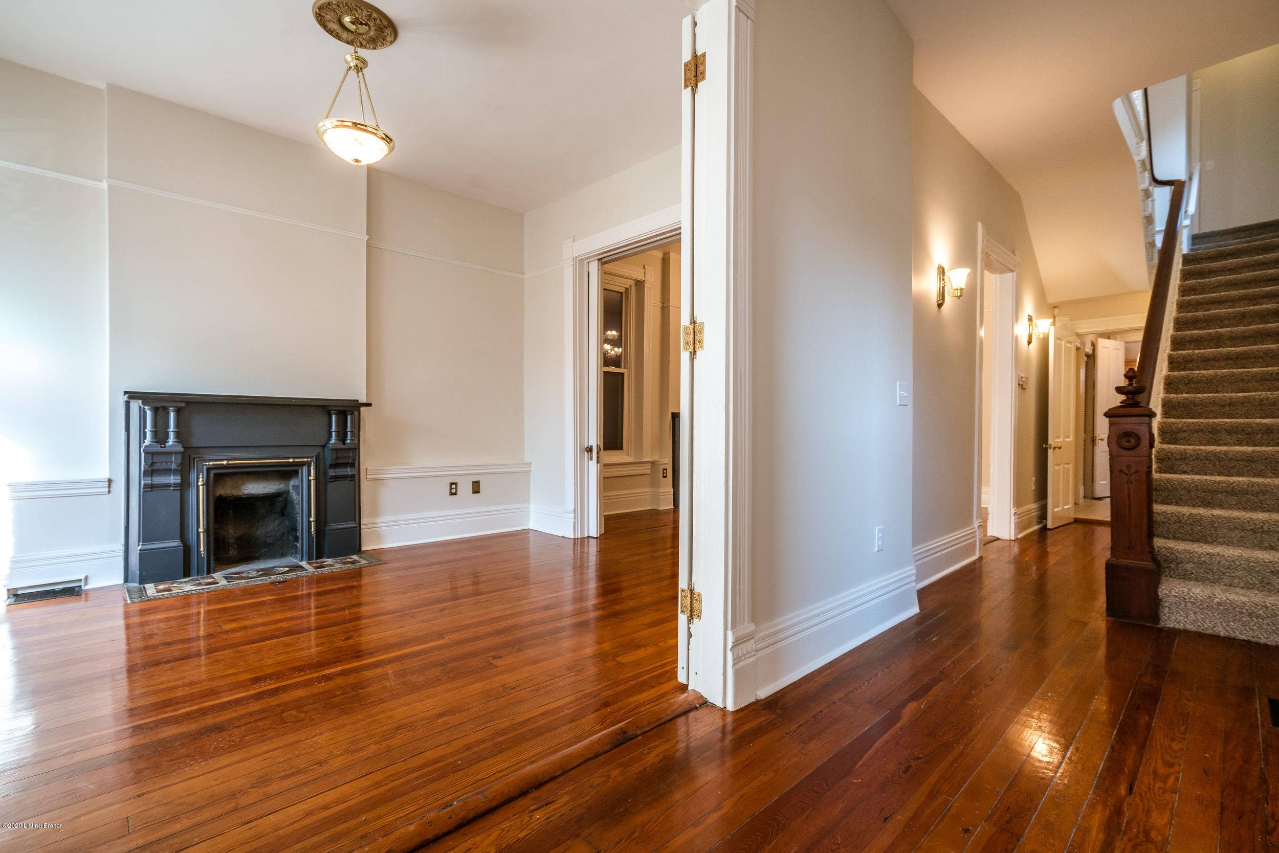 Louisville, KY 40203,1103 S 1st St