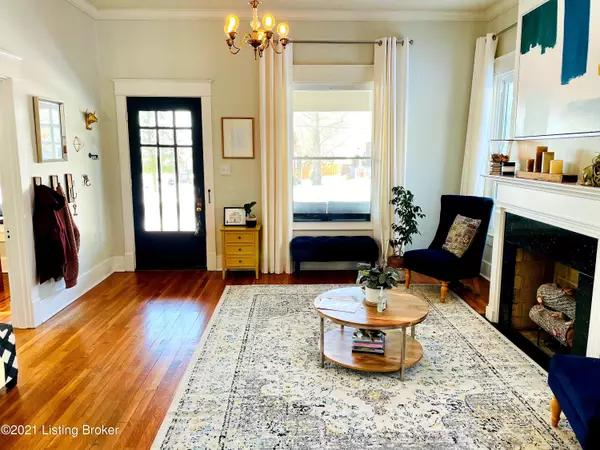 Elizabethtown, KY 42701,211 W Poplar St