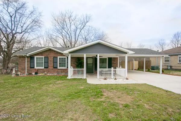 8208 Candelabrum Pl, Louisville, KY 40214