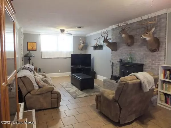 Leitchfield, KY 42754,3165 Anneta Rd
