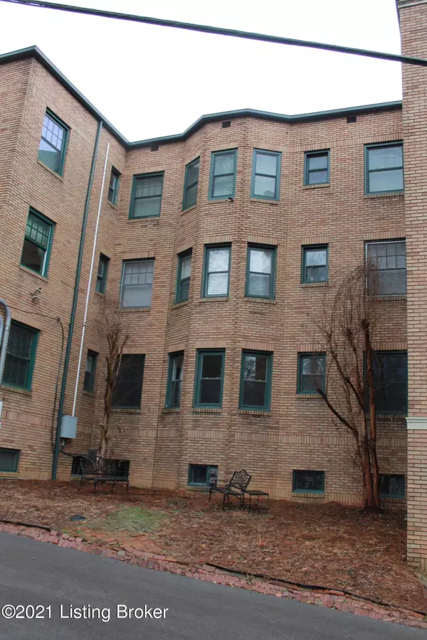 Louisville, KY 40204,1360 Eastern Pkwy