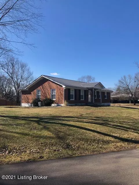 272 Lakeview Dr, Brandenburg, KY 40108