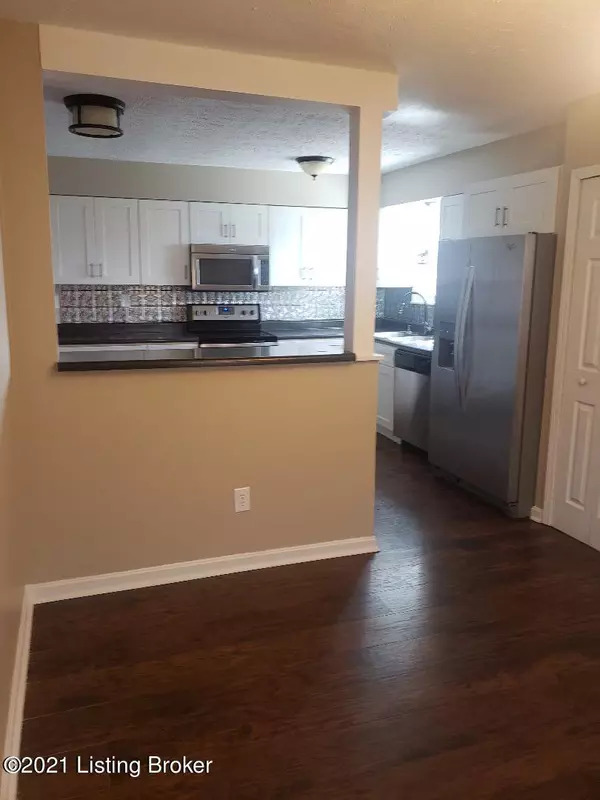 Elizabethtown, KY 42701,200 Par Ln