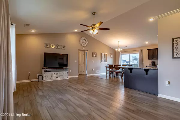 Elizabethtown, KY 42701,42 Hitch Ct