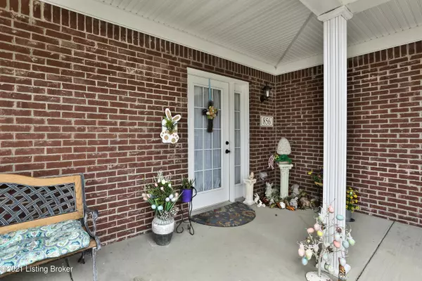 Simpsonville, KY 40067,856 Garden Pointe Dr