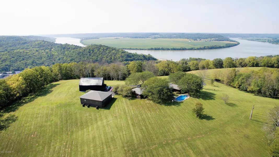 560 Little Sugar Creek Rd, Warsaw, KY 41095