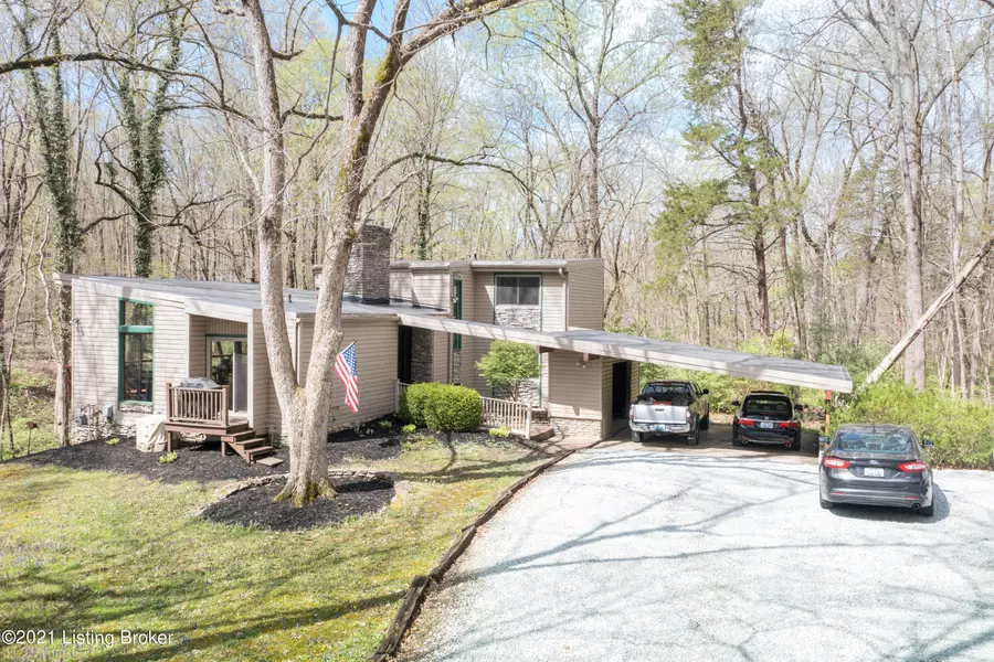 3404 Maple Leaf Dr, La Grange, KY 40031