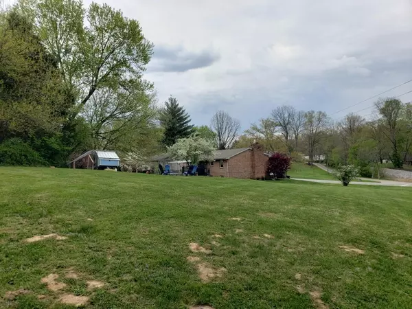 Carrollton, KY 41008,483 E Hwy 36