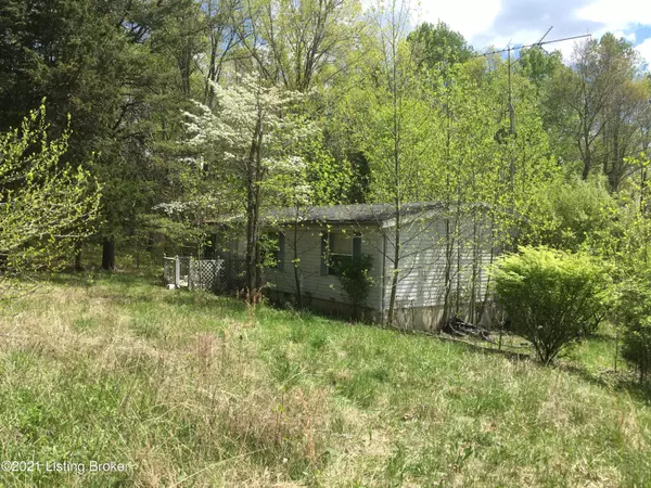 647 Camp Green Shores Rd, Mcdaniels, KY 40152