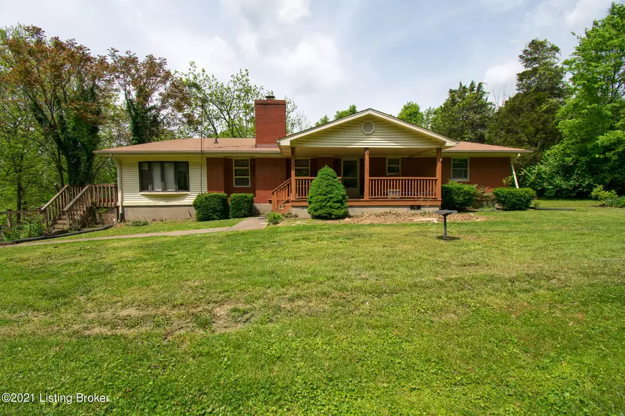 6701 Sunnyhill Rd, Louisville, KY 40228