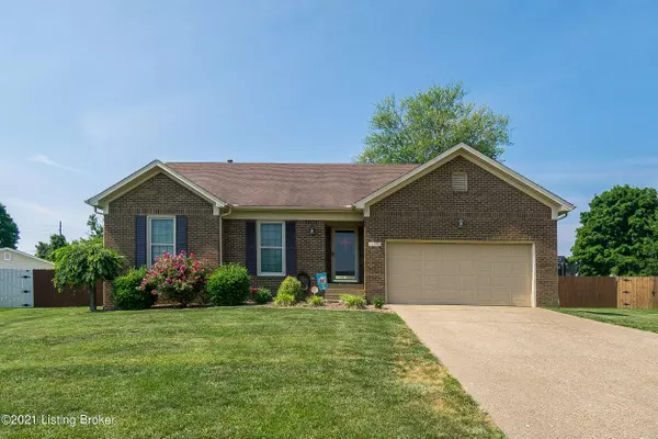 199 Cherokee Cir, Mt Washington, KY 40047