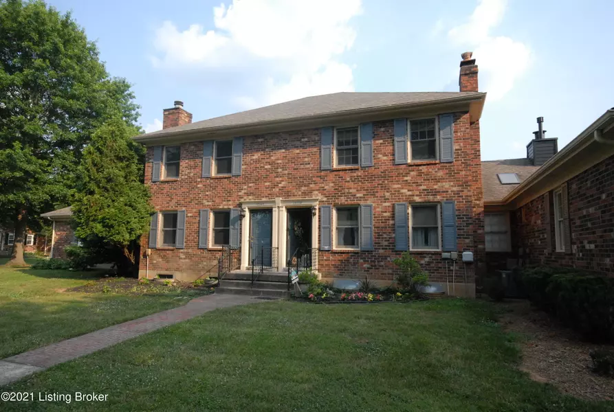 10340 Amberwell Park Rd, Louisville, KY 40241