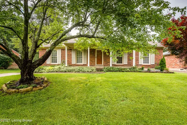 8315 Cabin Hill Rd, Louisville, KY 40291