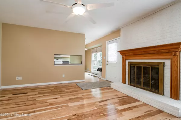 Louisville, KY 40291,8315 Cabin Hill Rd