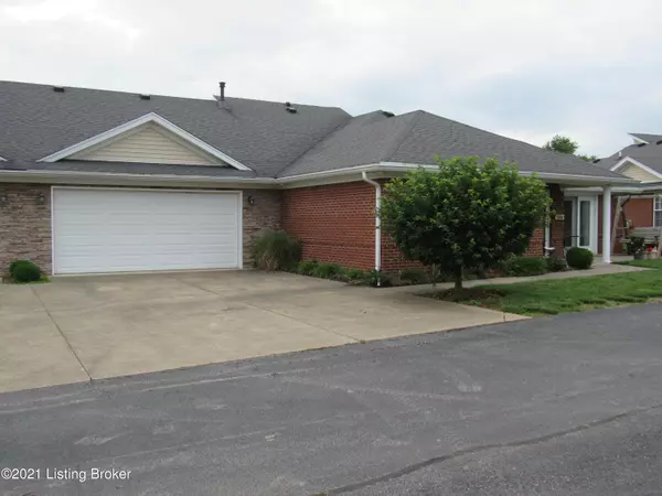 7608 Autumn Pointe Dr, Louisville, KY 40214