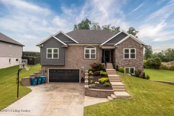 424 Reserves Ct, Simpsonville, KY 40067