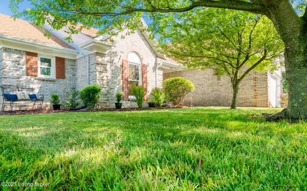 172 Jasper Ln, Mt Washington, KY 40047