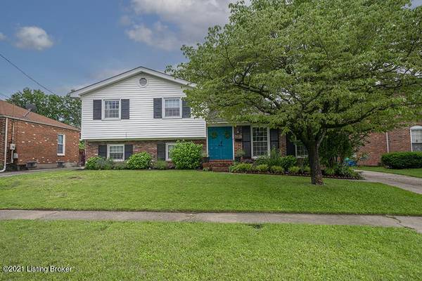 4432 Manner Dale Dr, Louisville, KY 40220