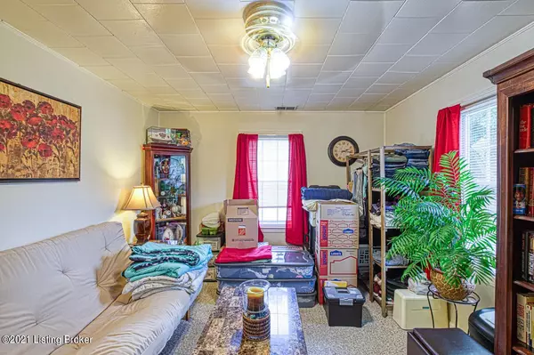 Louisville, KY 40215,3806 Craig Ave